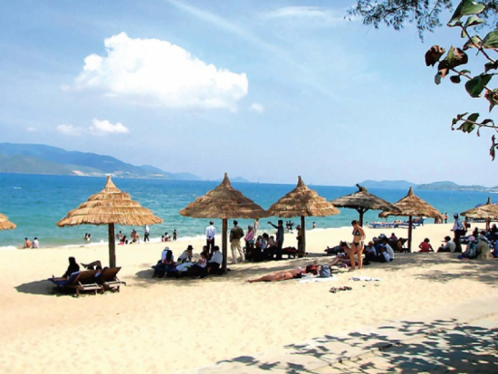 Những bãi biển đẹp nhất ở Đà Nẵng tới là mê. Tới Đà Nẵng nên tắm biển nào? Du lịch biển Đà Nẵng. Top bãi tắm đẹp ở Đà Nẵng nên ghé