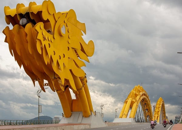 Những cây cầu nổi tiếng ở Đà Nẵng - Cầu Rồng