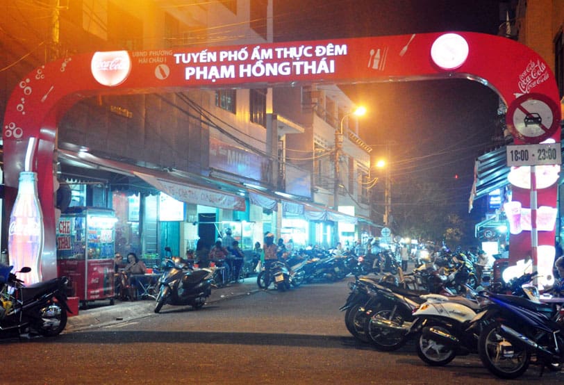 Review các quán ăn đêm ở Đà Nẵng vừa ngon vừa đông khách. Khu phố ăn đêm ở Đà Nẵng. Đà Nẵng ăn khuya ở đâu?