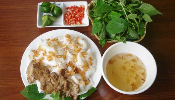 Bánh cuốn nóng Giang - Quán ăn sáng ngon đường Lê Thanh Nghị Đà Nẵng