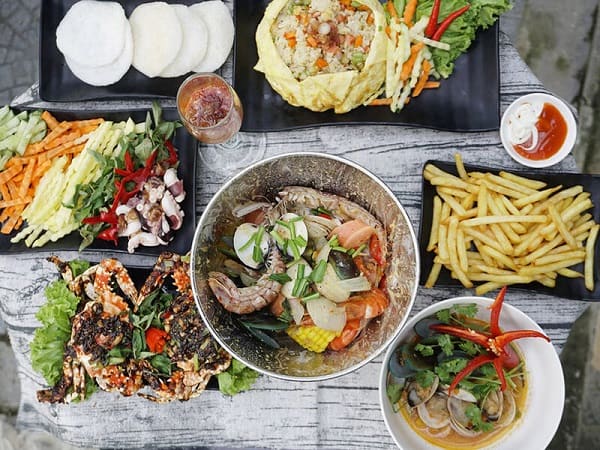 Namas Seafood Restaurant & Bar - Danh sách quán hải sản ngon quận Hải Châu Đà Nẵng