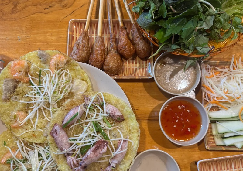 Quán bánh xèo mực ngon ở Đà nẵng. Ăn bánh xèo mực quán nào ngon