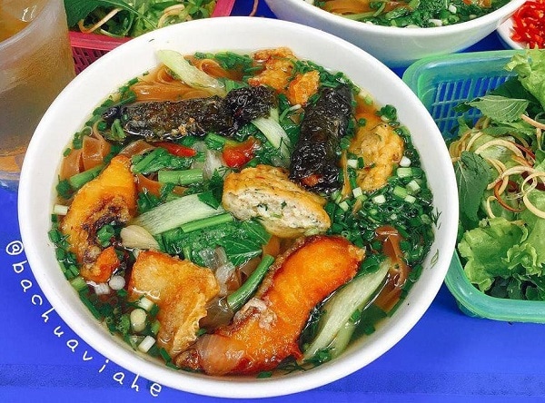 Quán ăn trưa ngon Hà Nội, bún cá & bún đậu Nguyễn Lương Bằng