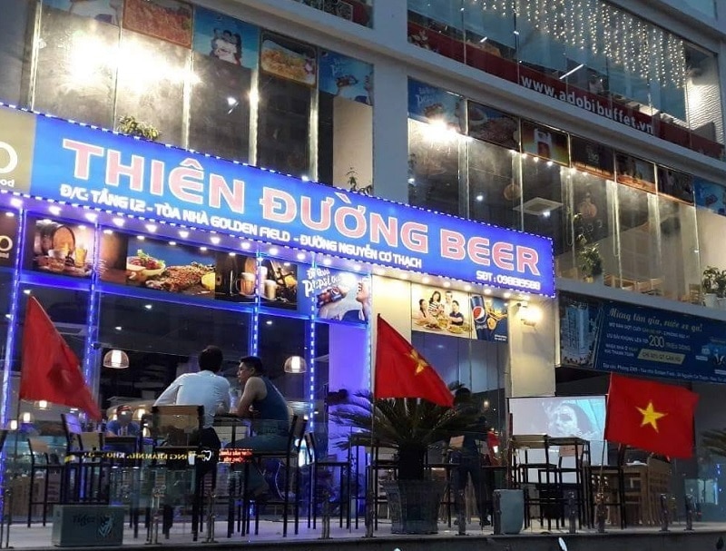 Các quán nhậu ngon rẻ ở Hà Nội. Quán nhậu ngon Hà Nội. Thế Giới Bia Tươi MO – Golden Field
