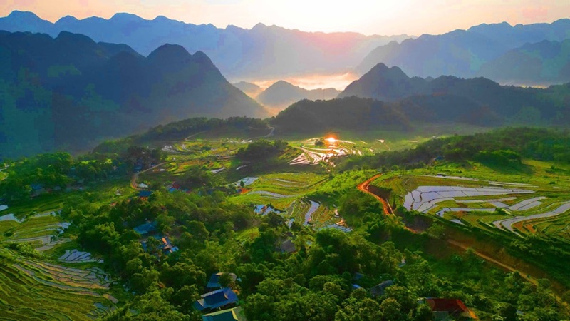 Địa điểm du lịch gần Hà Nội vào mùa đông. Du lịch Hà Nội vào mùa đông