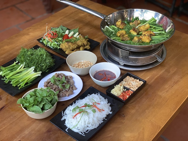 Du lịch Hà Nội mùa nào đẹp. Nên đi du lịch Hà Nội mùa hè không