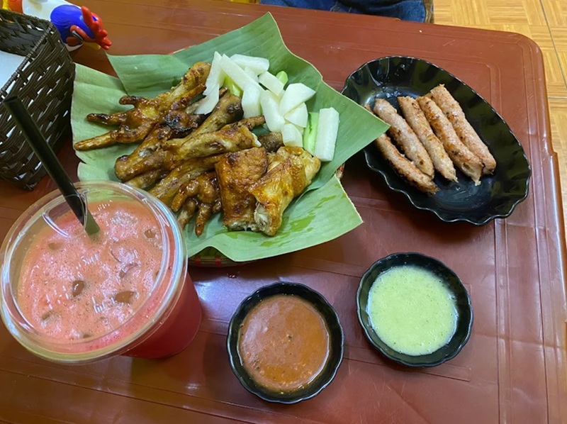 Quán chân gà nướng ở Hà Nội. Quán chân gà giá rẻ ở Hà Nội