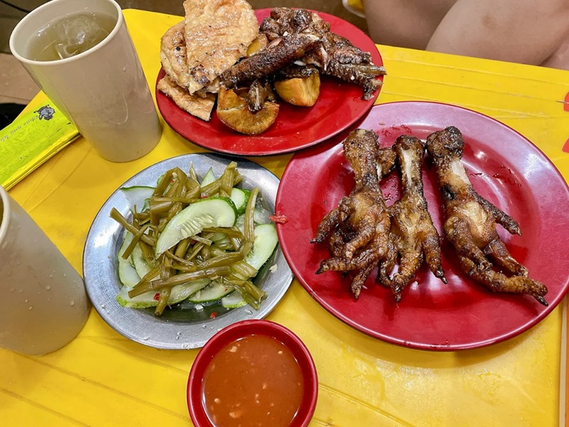 Quán chân gà nướng ở Hà Nội. Quán chân gà ngon rẻ ở Hà Nội