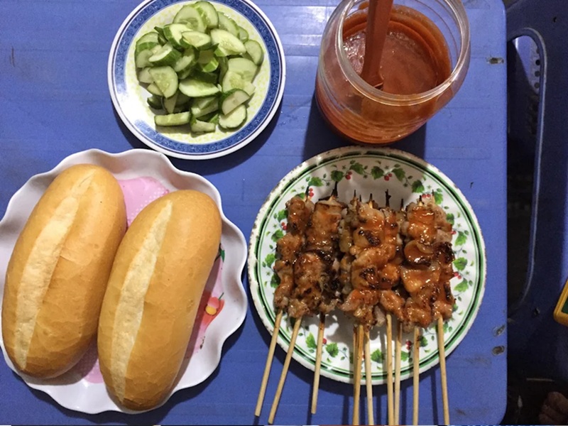 Quán thịt xiên nướng Hà Nội. Quán thịt xiên ngon ở Hà Nội