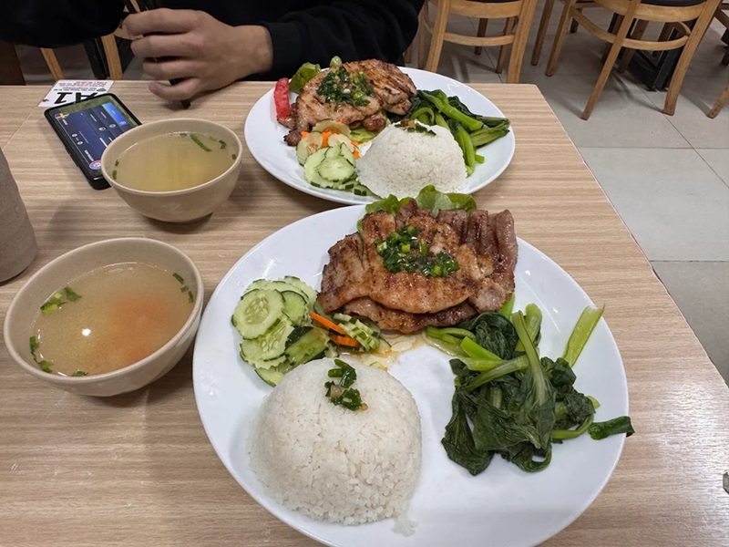 Cơm tấm ngon ở Hà Nội. Quán cơm tấm ở Hà Nội