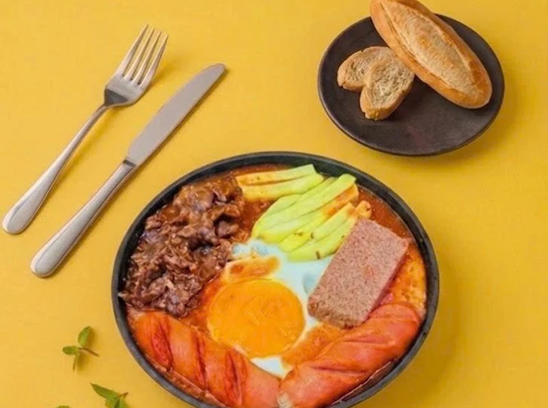 Quán bánh mì chảo ở Hà Nội. Quán bánh mì chảo nổi tiếng Hà Nội