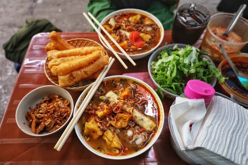 Quán bún riêu ở Hà Nội. Quán bún riêu ngon rẻ ở Hà Nội