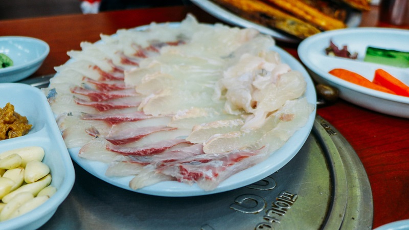 Món ăn đặc sản ở Busan. Món ăn nổi tiếng ở Busan