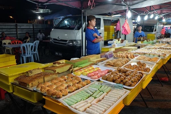 Chợ đêm OUG Pasar Malam - chợ đêm nổi tiếng ở Kuala Lumpur