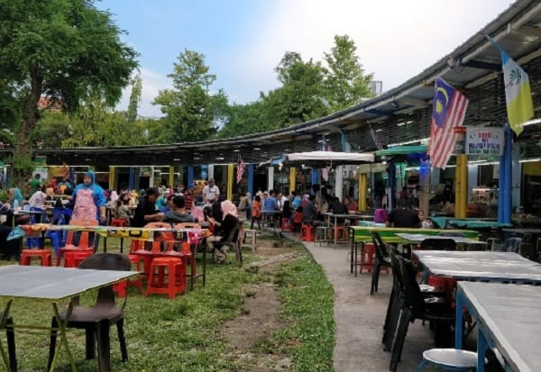 Địa điểm ăn uống ngon, bổ, rẻ nên đến nhất khi du lịch Penang. Medan Selera Padang Brown. Quán ăn ở Penang Malaysia ngon, giá rẻ