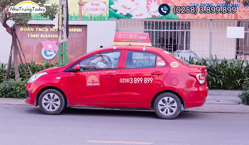 Thông tin các hãng taxi lớn ở Nha Trang: Điện thoại, giá cước. Kinh nghiệm đi taxi ở Nha Trang. Nên đi taxi nào ở Nha Trang tốt?