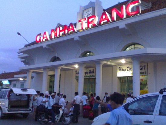 Kinh nghiệm mua vé tàu đi Nha Trang: Mua vé tàu đi Nha Trang ở đâu, giá bao nhiêu?