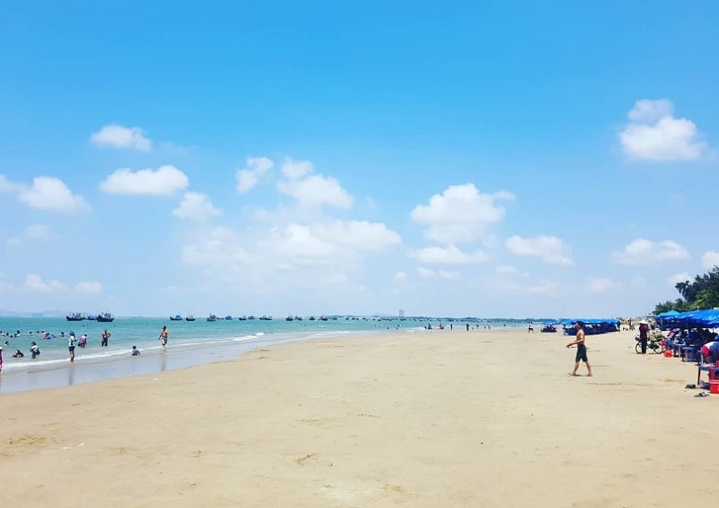 Bãi biển gần Sài Gòn đi về trong ngày. Những bãi biển đẹp gần Sài Gòn
