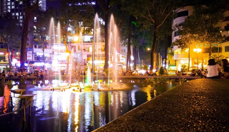 Top 10 địa điểm đi chơi ở Sài Gòn về đêm. Đi đâu xả stress ở Sài Gòn ban đêm? Hồ Con Rùa
