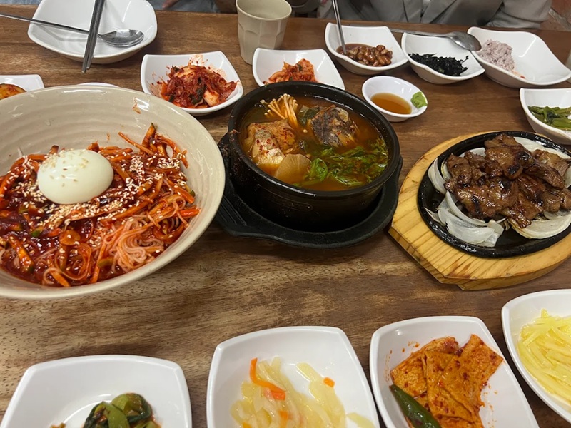 Quán ăn hàn Quốc ở Sài Gòn. Quán ăn Hàn Quốc nổi tiếng ở Sài Gòn 