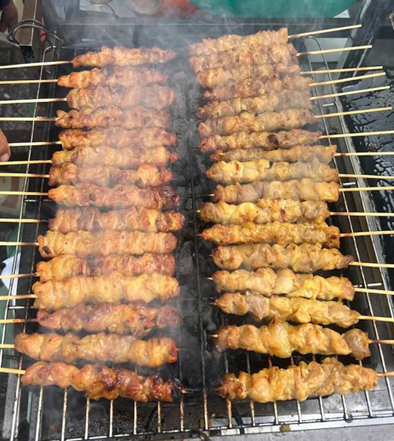 Quán thịt xiên ở Sài Gòn. Quán thịt xiên ngon ở Sài Gòn