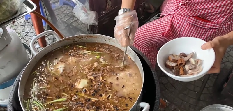Quán cháo lòng ở Sài Gòn. Ăn cháo lòng quán nào ngon ở Sài Gòn