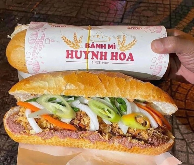 Ăn bánh mì ngon ở Sài Gòn. Quán bánh mì ở Sài Gòn