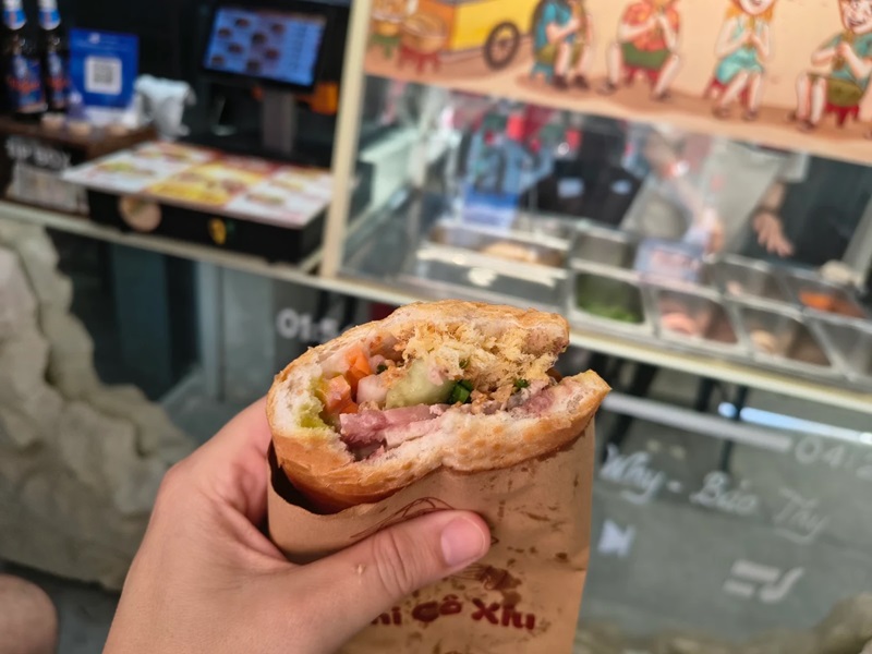 Quán bánh mì ở Sài Gòn. Địa chỉ ăn bánh mì ở Sài Gòn