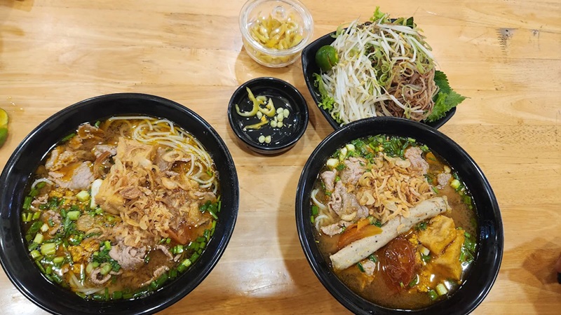Những quán bún riêu ngon, rẻ ở Sài Gòn. Quán bún riêu ở Sài Gòn