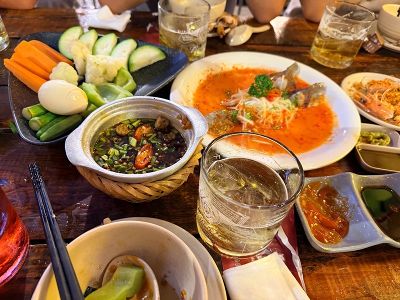 Quán nhậu ngon ở Sài Gòn. Quán nhậu nổi tiếng ở Sài Gòn