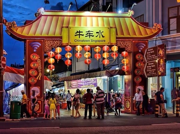 Địa điểm du lịch ở Chinatown Singapore không thể bỏ qua: Chinatown Street Markets