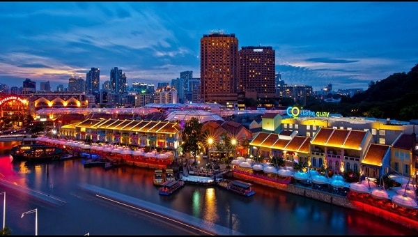 Clark Quay - địa điểm tham quan không thể bỏ qua khi du lịch Singapore 5 ngày 4 đêm