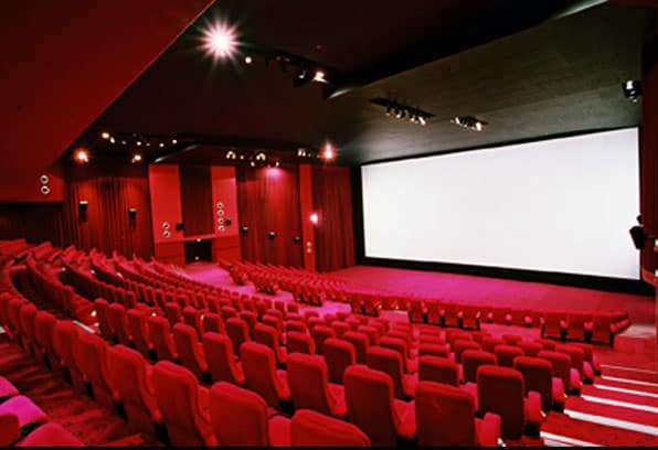Rạp chiếu phim ở Singapore, Golden Village ở TTTM VivoCity