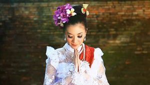 Những lưu ý cần biết khi đến du lịch Thái Lan. Học cách chào truyền thống của người Thái