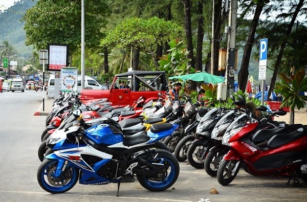 Kinh nghiệm du lịch Pattaya: Thuê xe máy để di chuyển khi ở Pattaya