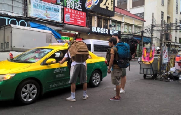 Lừa đảo khi du lịch Bangkok, Cảnh giác với những tài xế taxi lừa đảo du khách