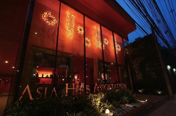 Massage Thái ở đâu uy tín? Asia Herb Association - lựa chọn hàng khi đi massage Thái