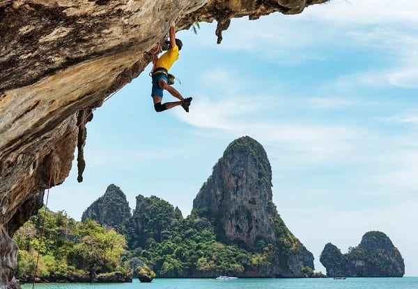 Du lịch Thái Lan nên làm gì? Trải nghiệm leo núi ở Railay, Krabi
