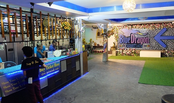 Mua vé xem Show Blue Dragon Cabaret ở đâu?