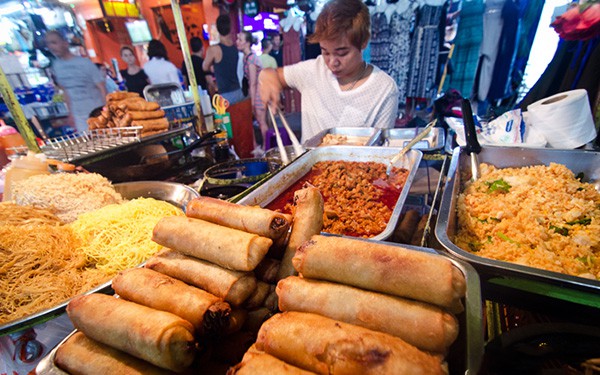 Ăn vặt ở Khao San Road