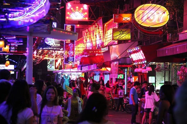 Mua sắm & các chợ đêm ở Silom Bangkok