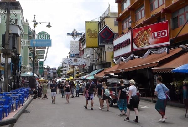 Thời tiết ở Bangkok tháng 7 nóng và hay có mưa bất chợt