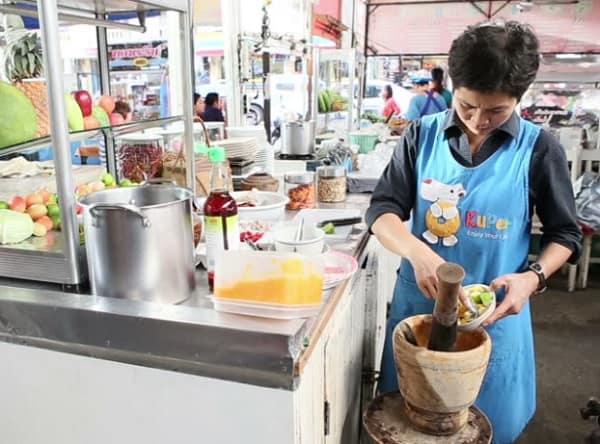 Du lịch Thái Lan tháng 6 nên đi đâu chơi? Ăn gì ngon khi du lịch Thái Lan tháng 6? Món gỏi đu đủ